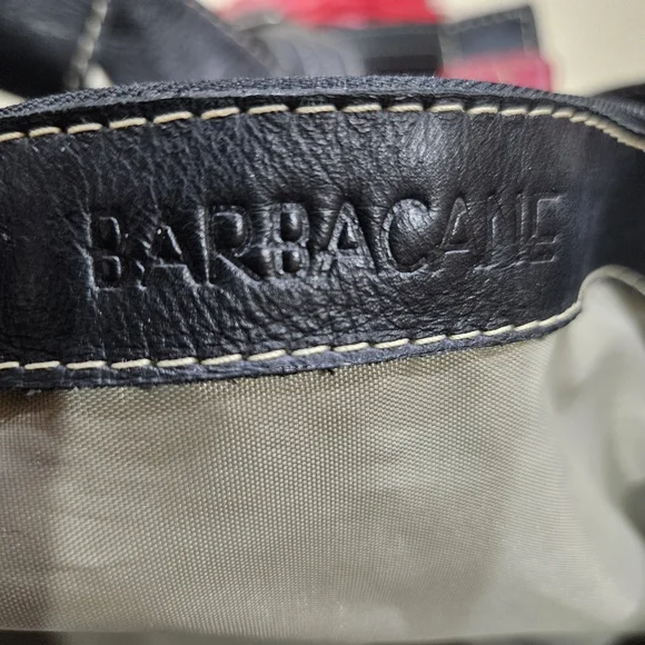 BARBACANE HANDBAG, Black Leather Designer Handbag, LARGE handbag, Venezuela - Picture 5 of 7